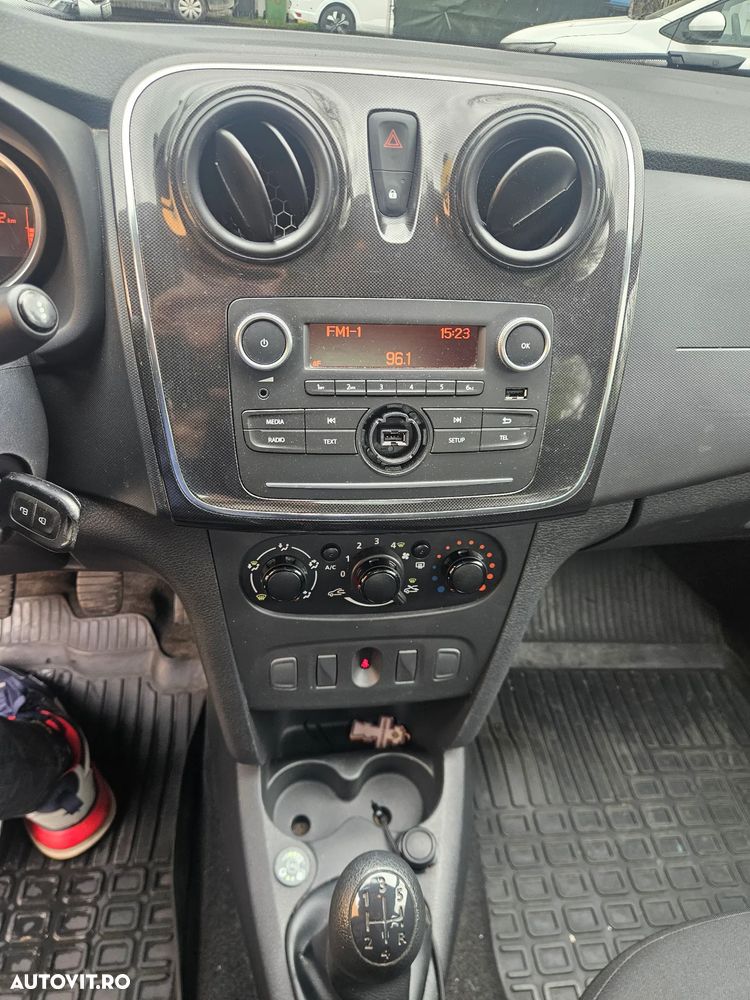 Dacia Logan ECO-G 100 Essential - 7