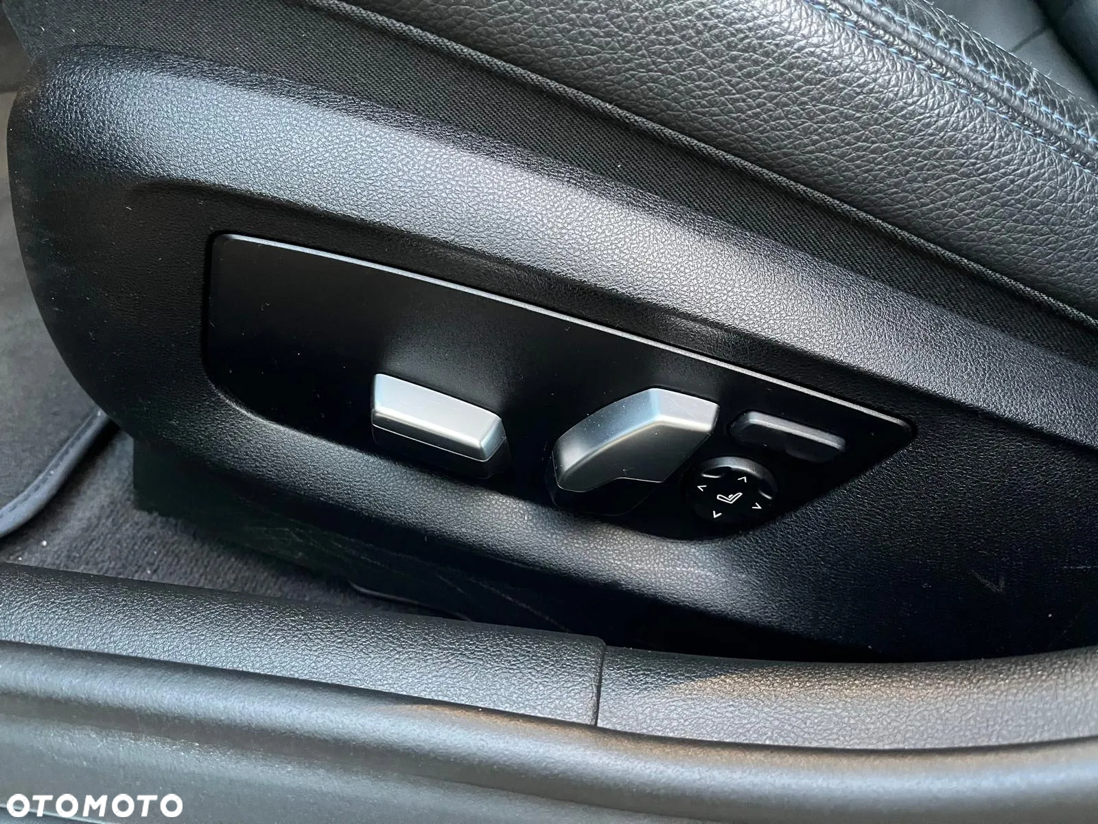 BMW Seria 5 M550d xDrive Touring - 22