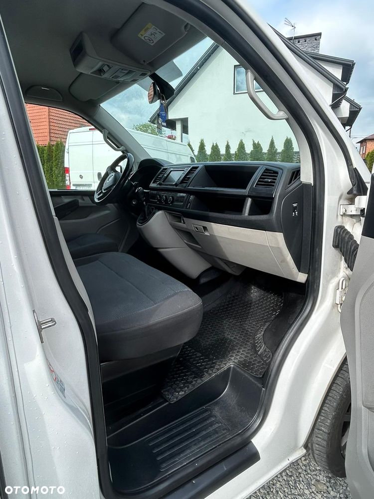 Volkswagen Transporter - 12