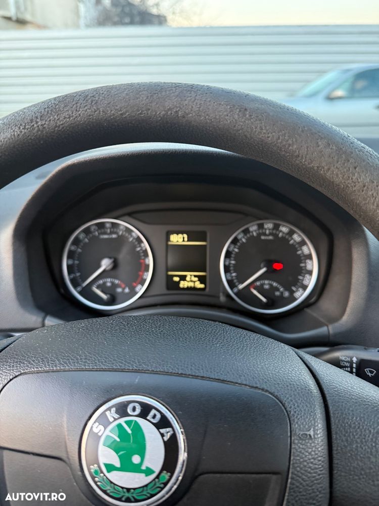 Skoda Octavia 1.6 TDI DPF Classic - 7