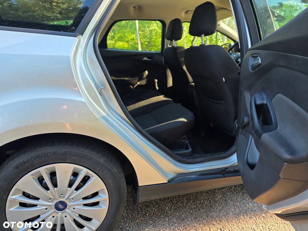 Ford Focus 1.5 TDCi Trend Sport - 11