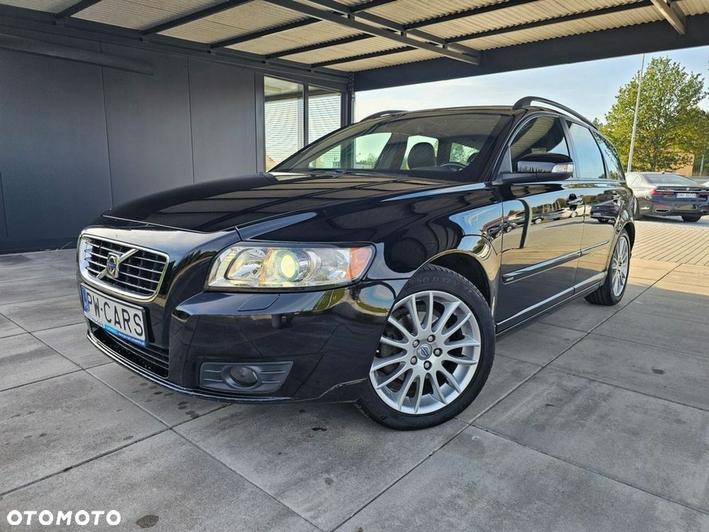 Volvo V50