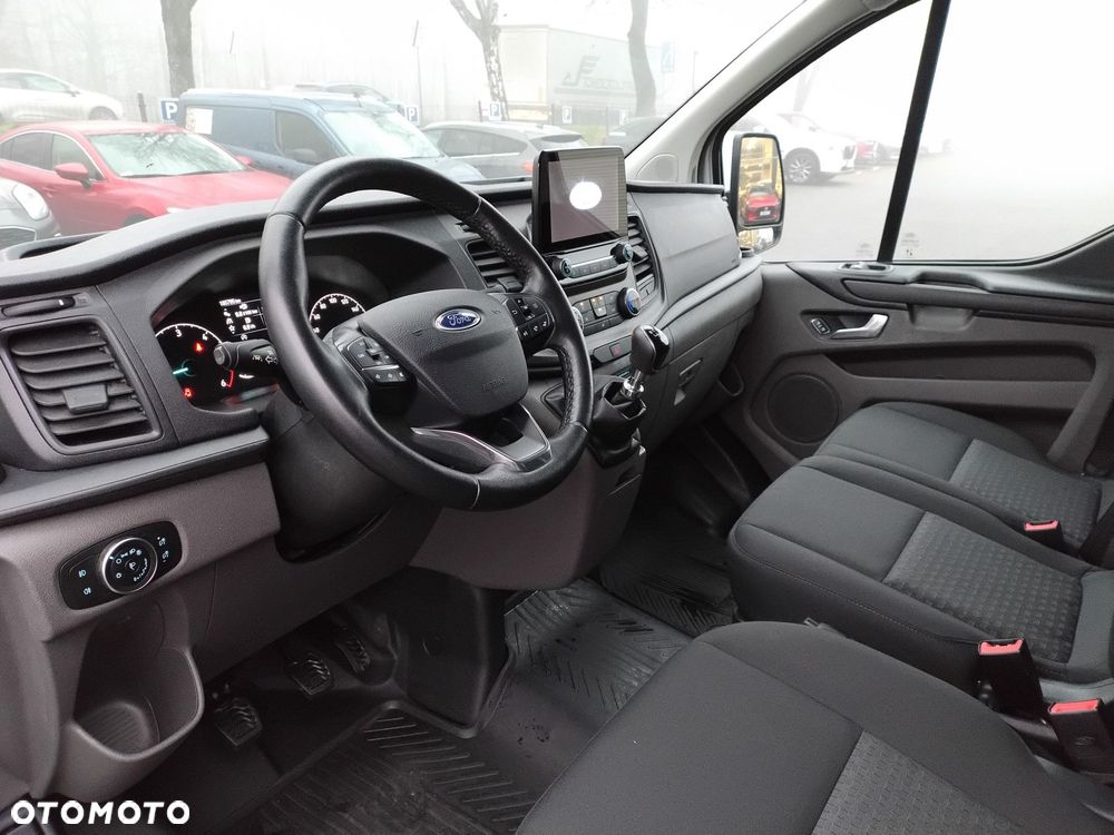 Ford Transit Custom - 16