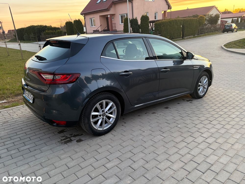 Renault Megane ENERGY TCe 130 INTENS - 11