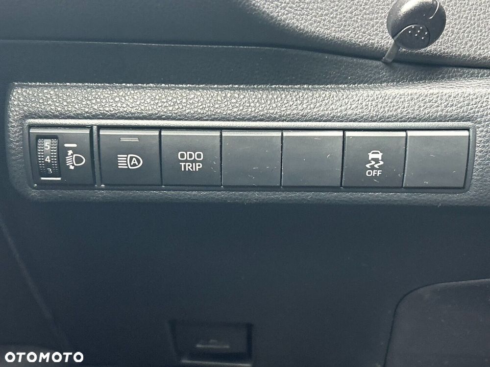 Toyota Corolla 1.8 Hybrid Comfort - 21