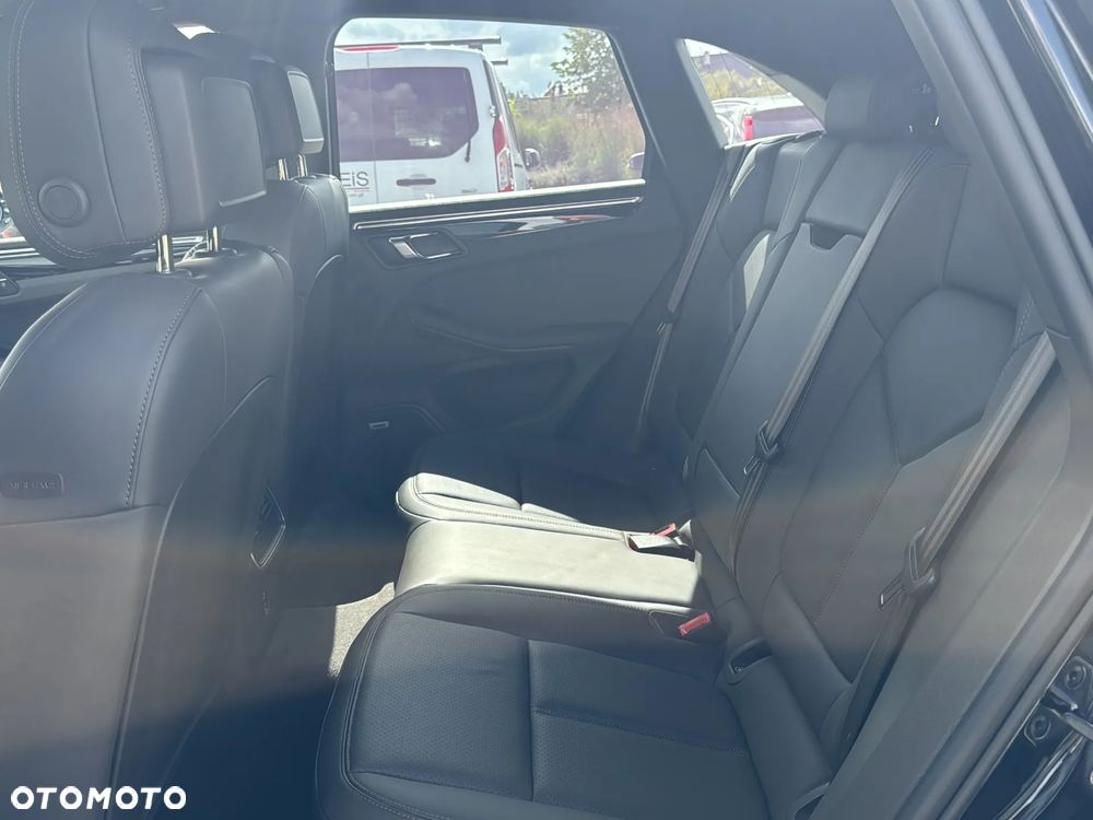 Porsche Macan Standard - 14