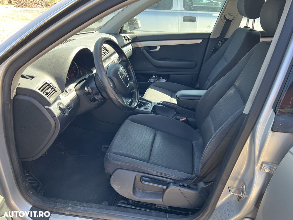 Audi A4 Avant 2.0 TDI - 11