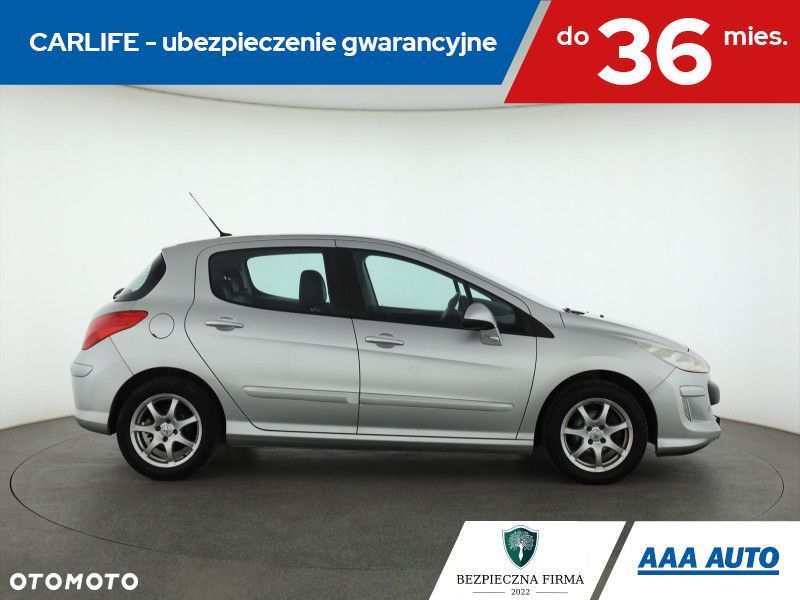 Peugeot 308 - 8