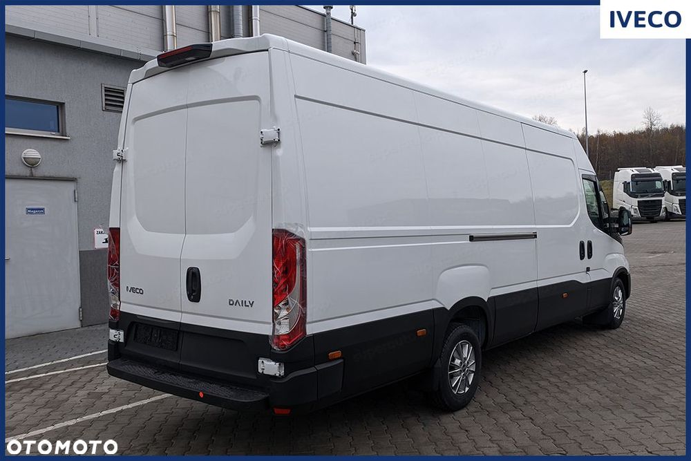 Iveco Daily 35S18 16m3 L4H2 180KM - 12