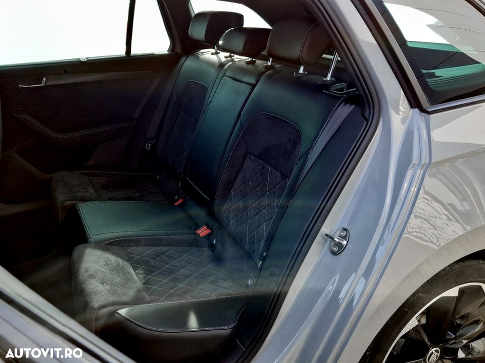 Skoda Superb 2.0 TSI DSG Sportline - 15