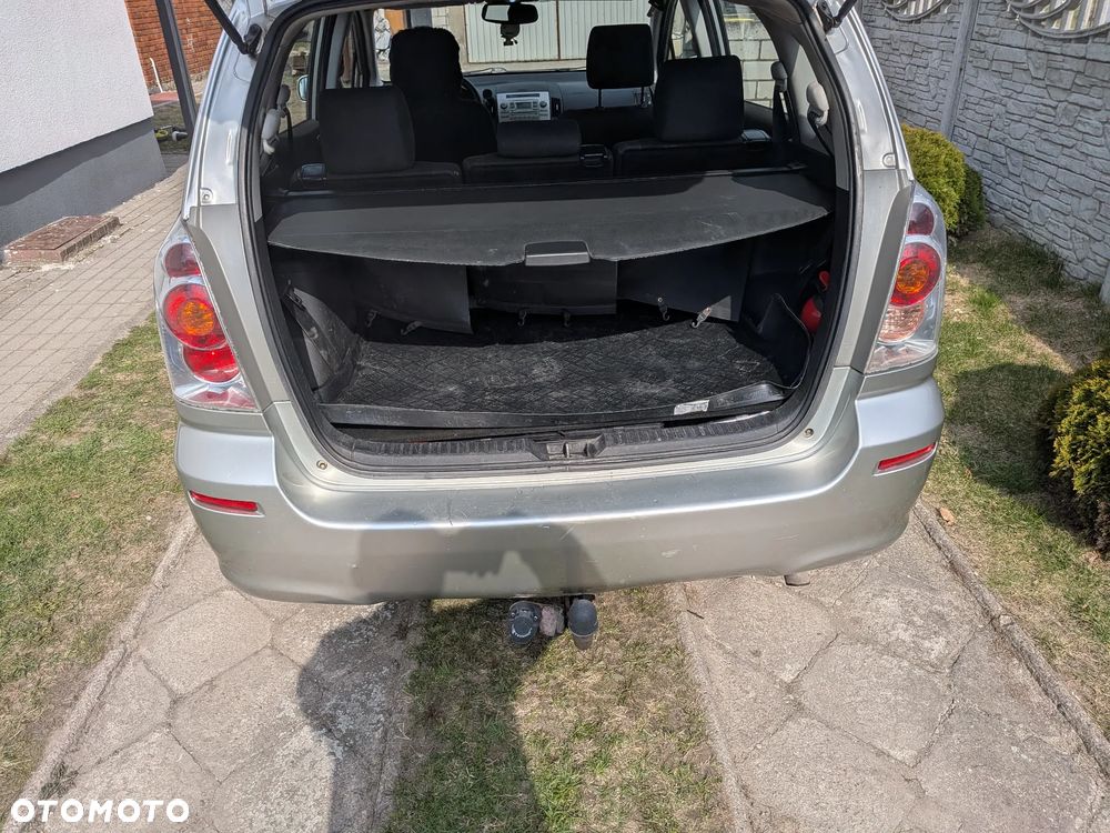 Toyota Corolla Verso 2.0 D-4D Sol 7os - 10