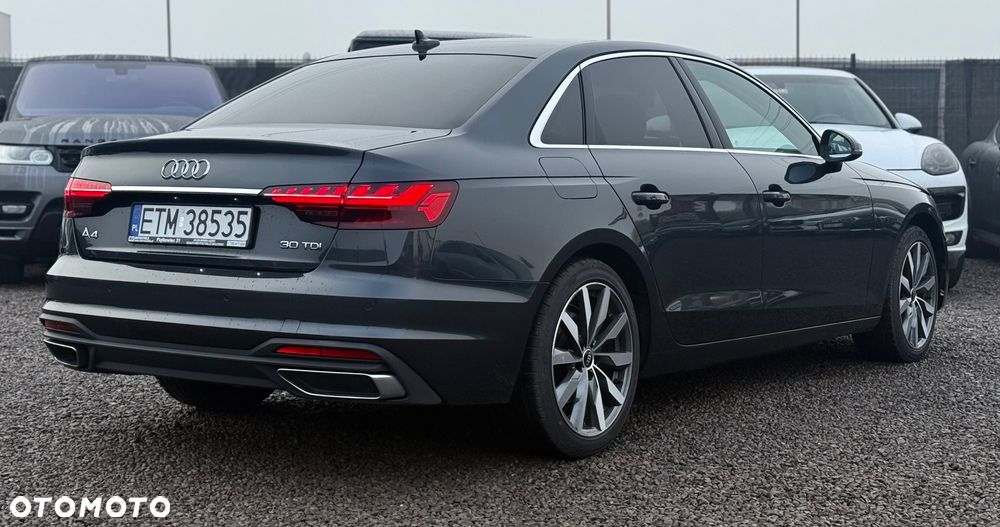 Audi A4 Limousine 40 TDI S tronic - 11