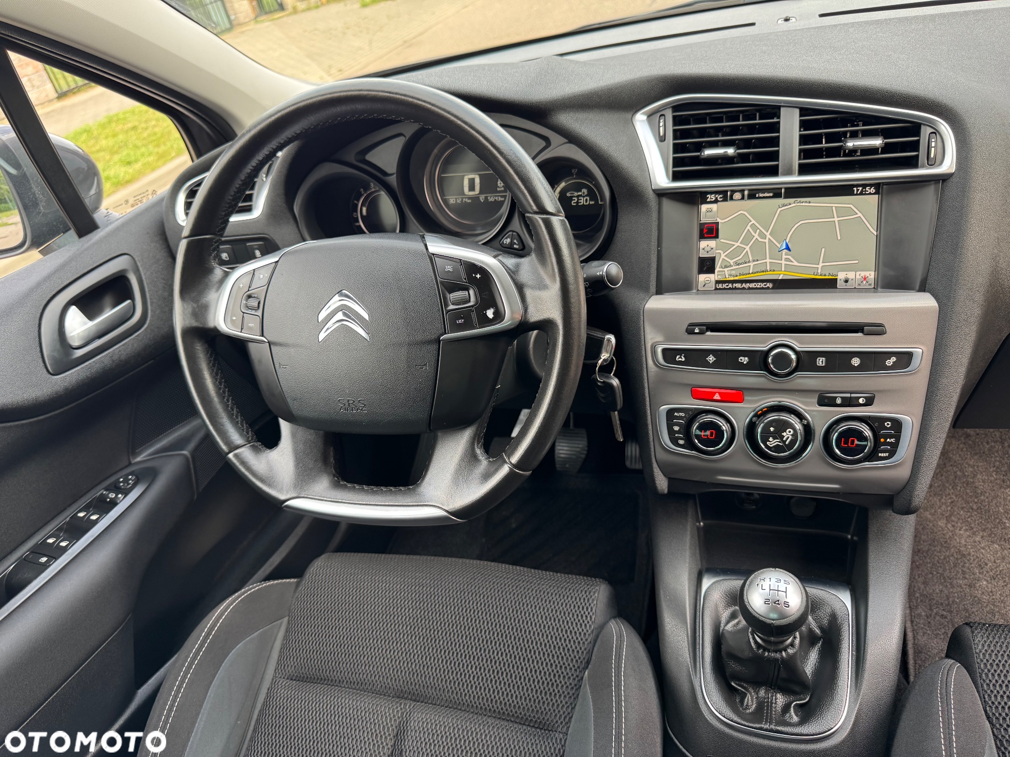 Citroën C4 1.6 HDi Exclusive - 27