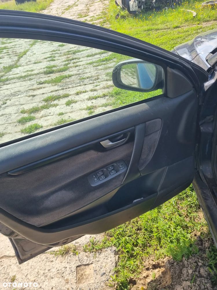 Volvo v70 2001r 2.5 tdi 140km D5252T skrzynia m56 na części - 8