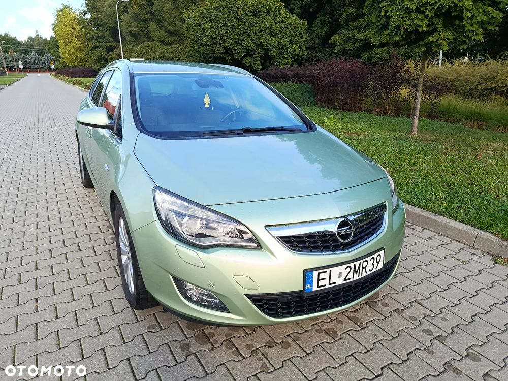 Opel Astra 1.4 T Cosmo - 3