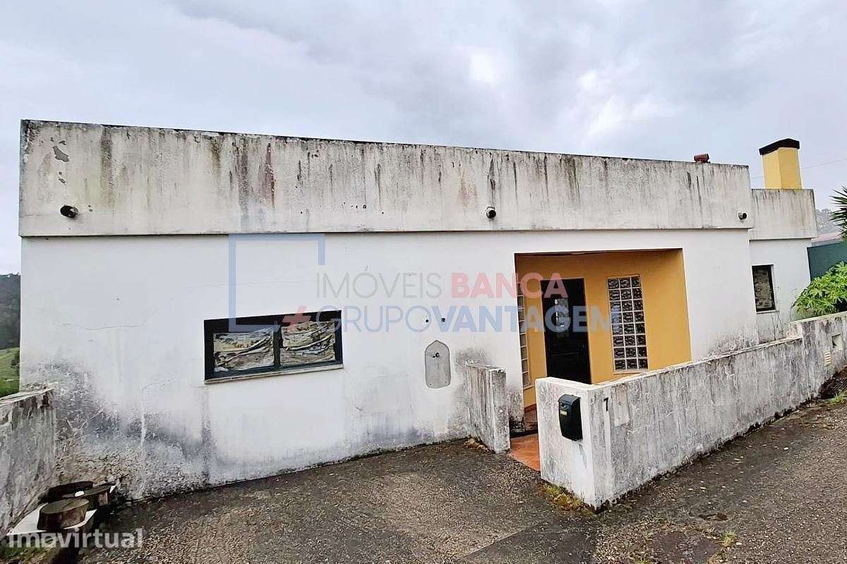 Moradia T4 para Recuperação  356m² - Grande imagem: 2/10