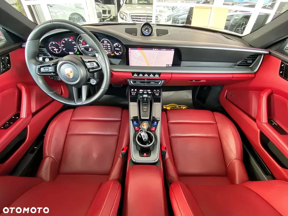 Porsche 911 Carrera S PDK - 7