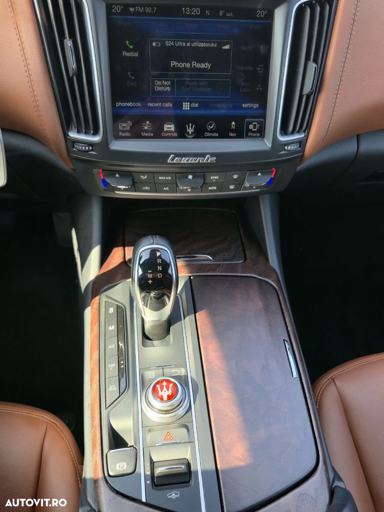 Maserati Levante Q4 GranLusso - 12