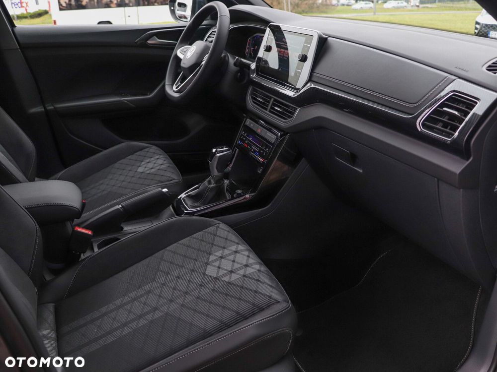 Volkswagen T-Cross - 16