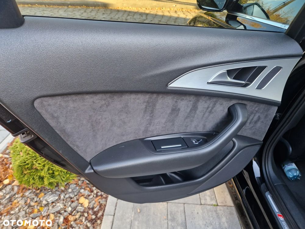 Audi A6 Avant 3.0 TDI quattro S tronic - 15