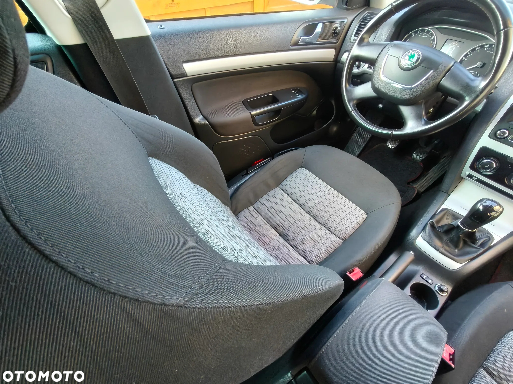Skoda Octavia 1.6 TDI Elegance - 37