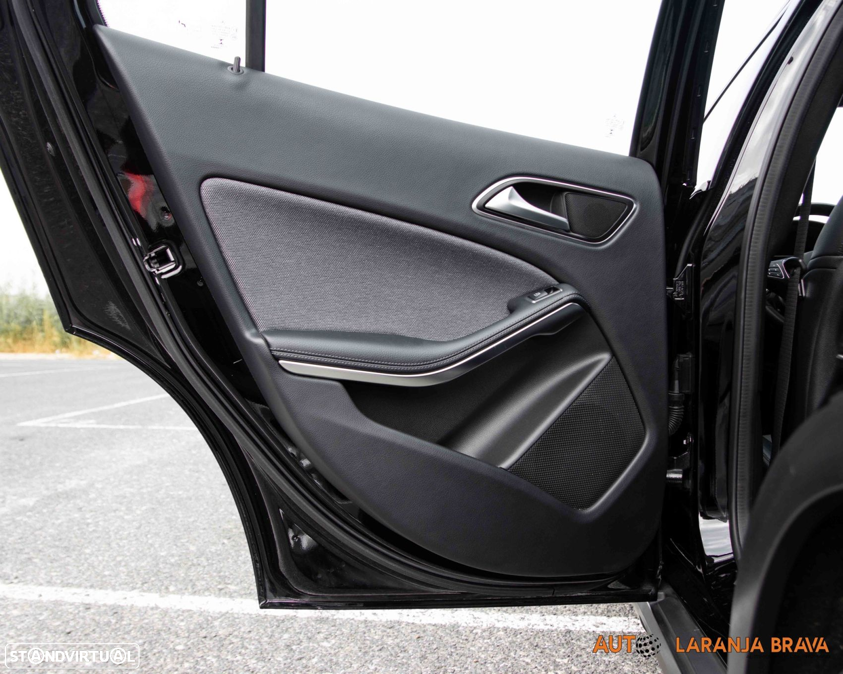 Mercedes-Benz GLA 180 d - 35