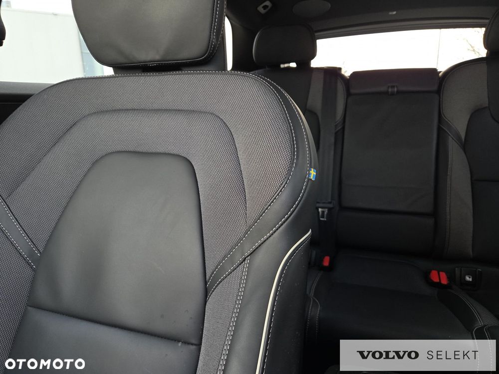 Volvo XC 60 B5 D AWD Geartronic RDesign - 24