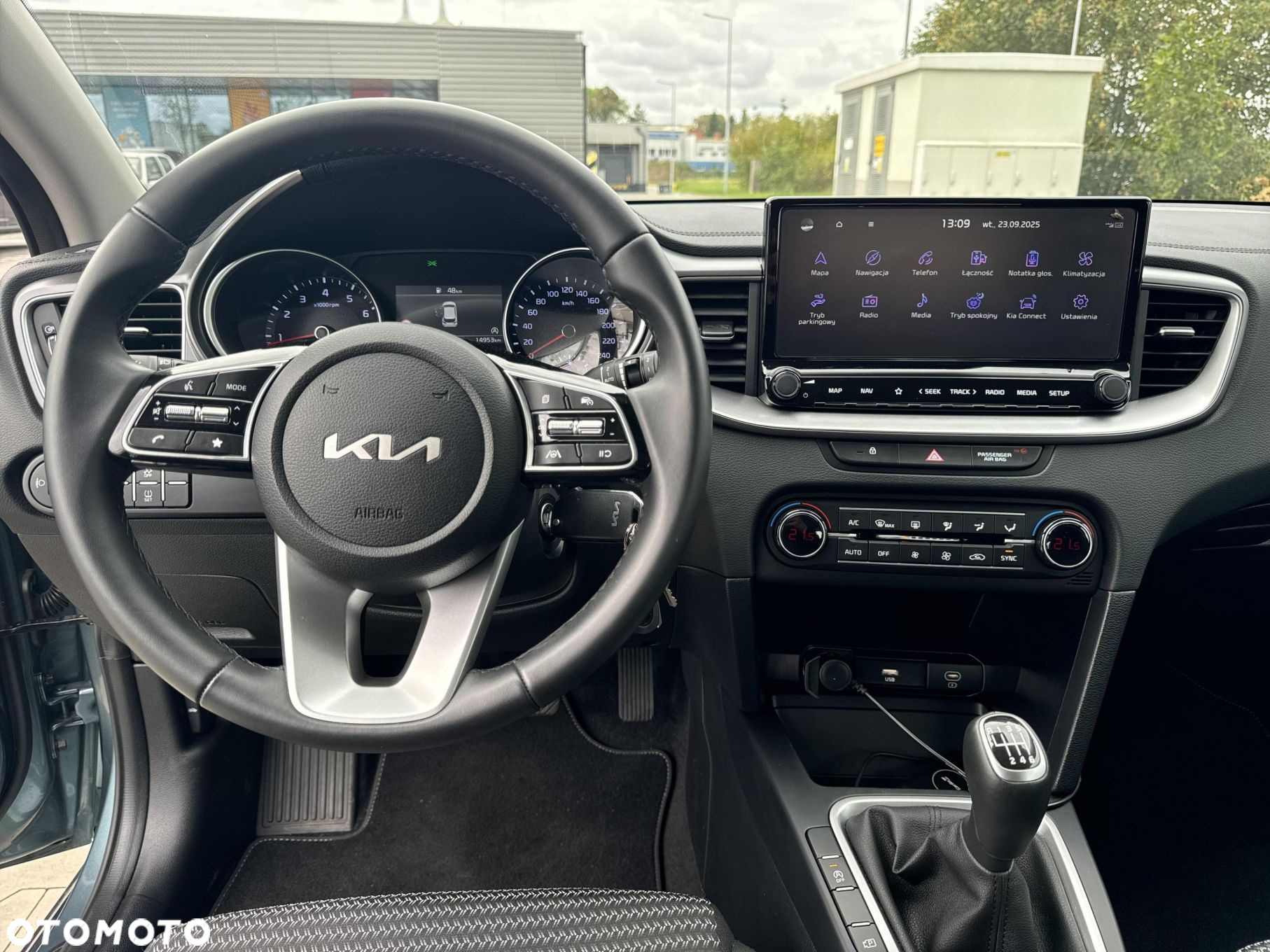 Kia Ceed 1.5 T-GDI M - 13