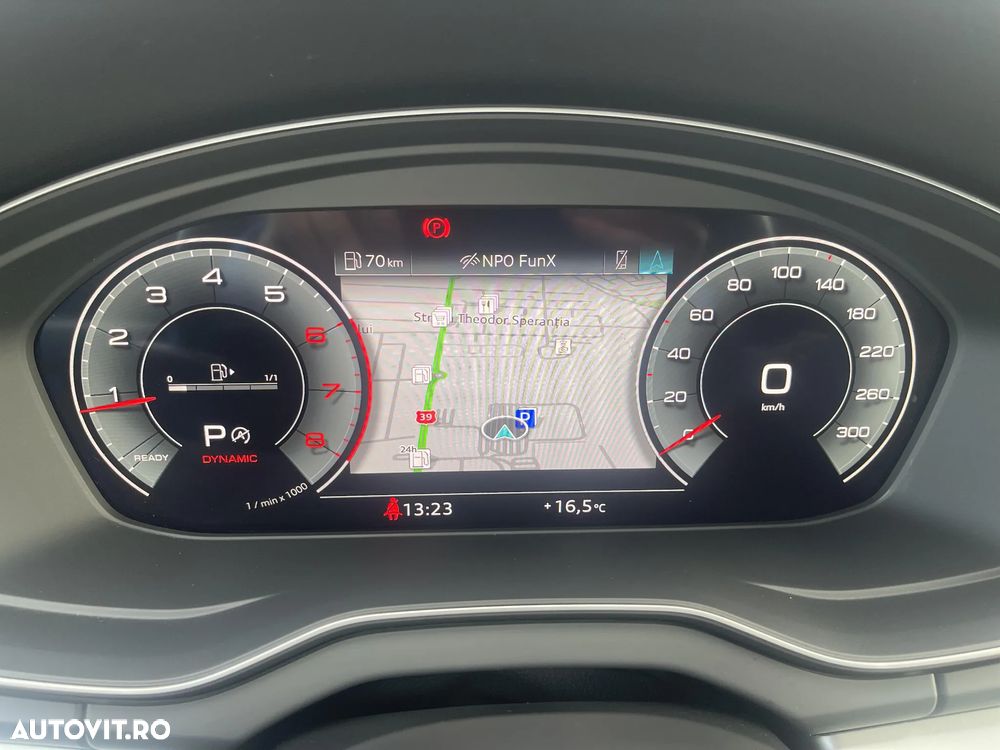 Audi Q5 40 TFSI quattro S tronic - 11