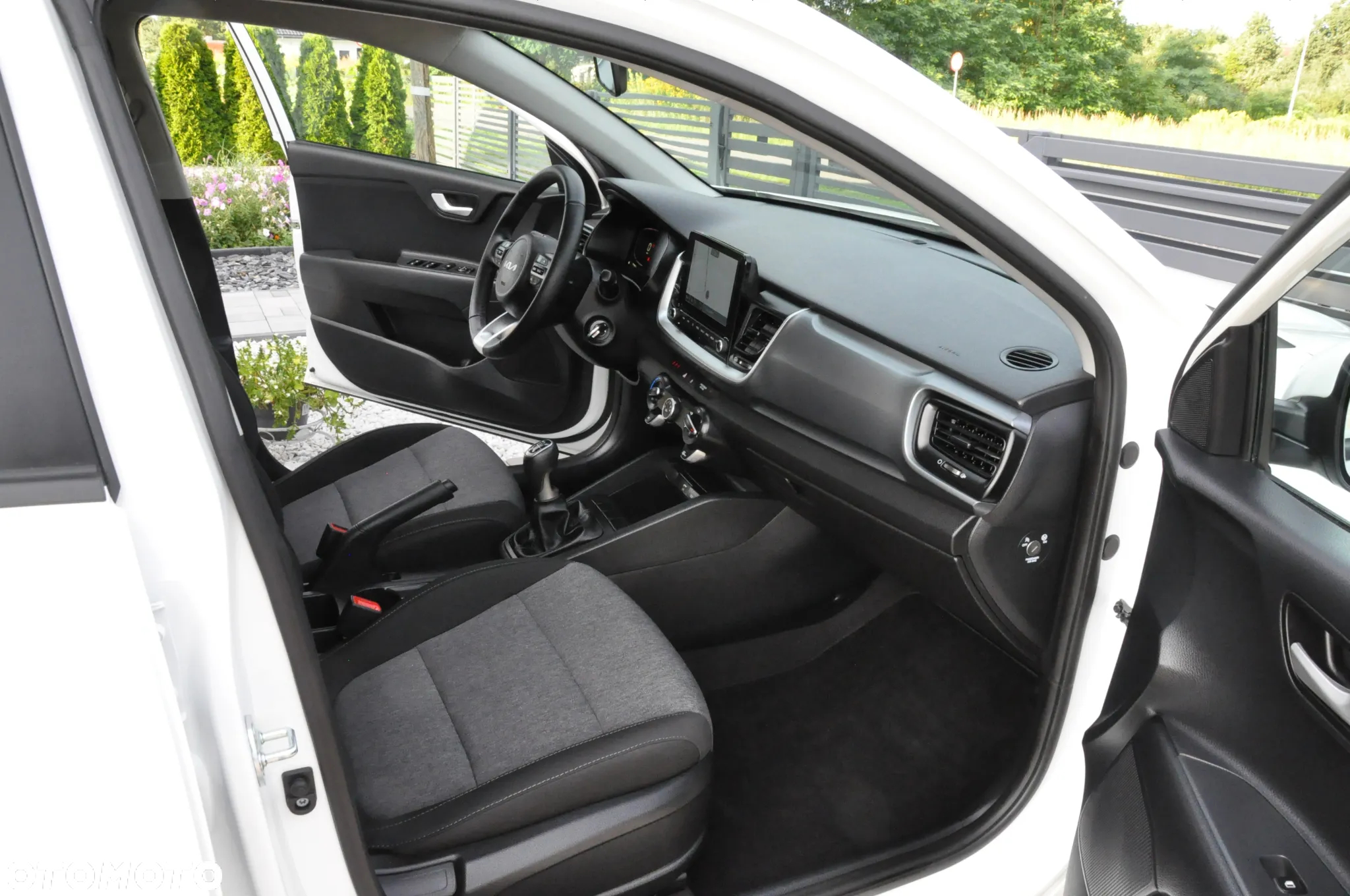 Kia Stonic 1.0 T-GDI L Business Line - 14