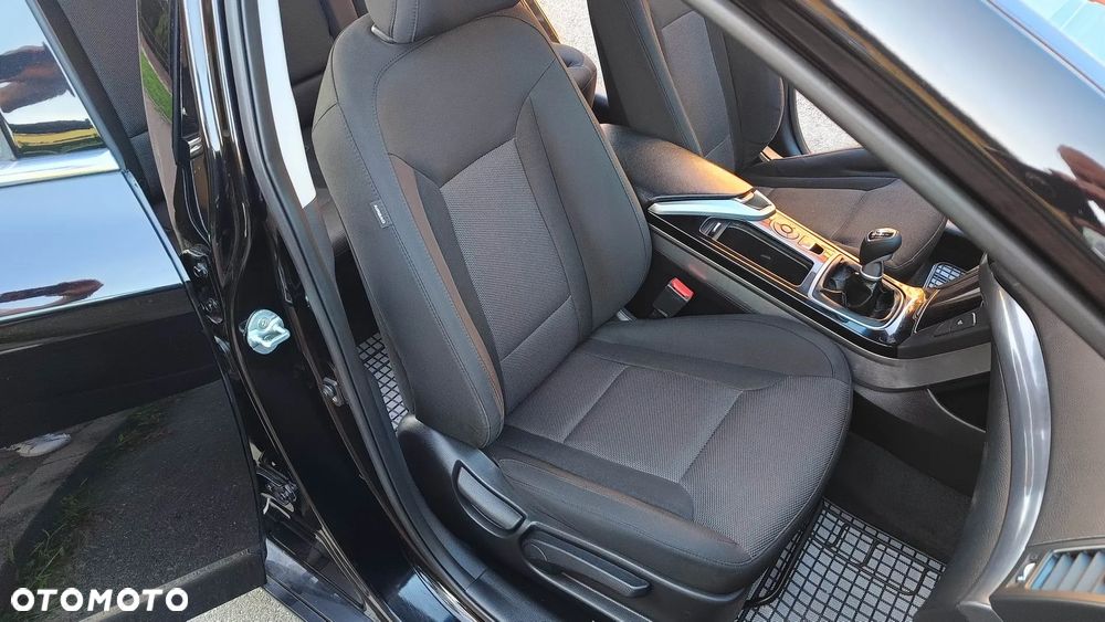 Hyundai i40 1.6 GDI Comfort + - 18