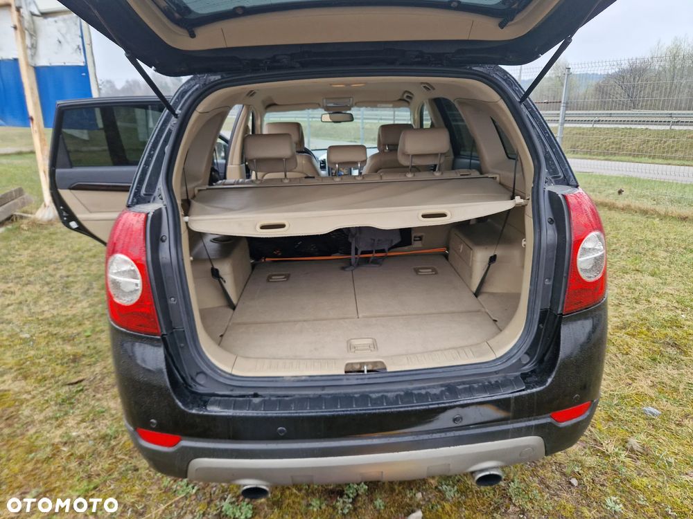 Chevrolet Captiva 2.0 d LT base - 11