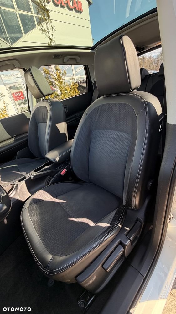 Nissan Qashqai+2 1.6 360 - 15