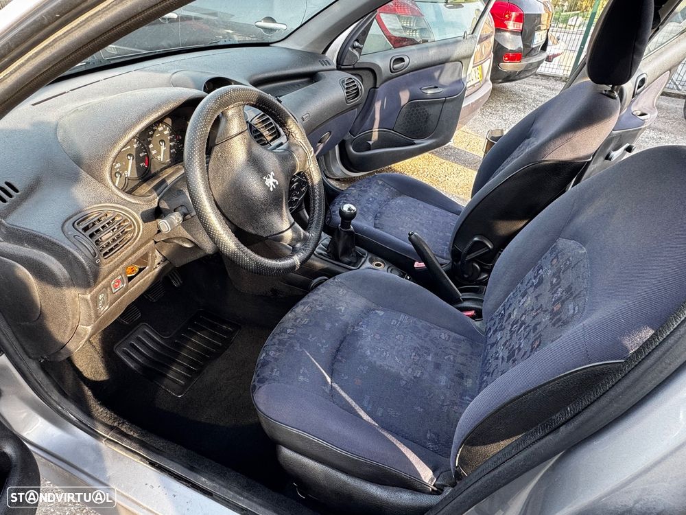 Peugeot 206 1.1 XT - 14