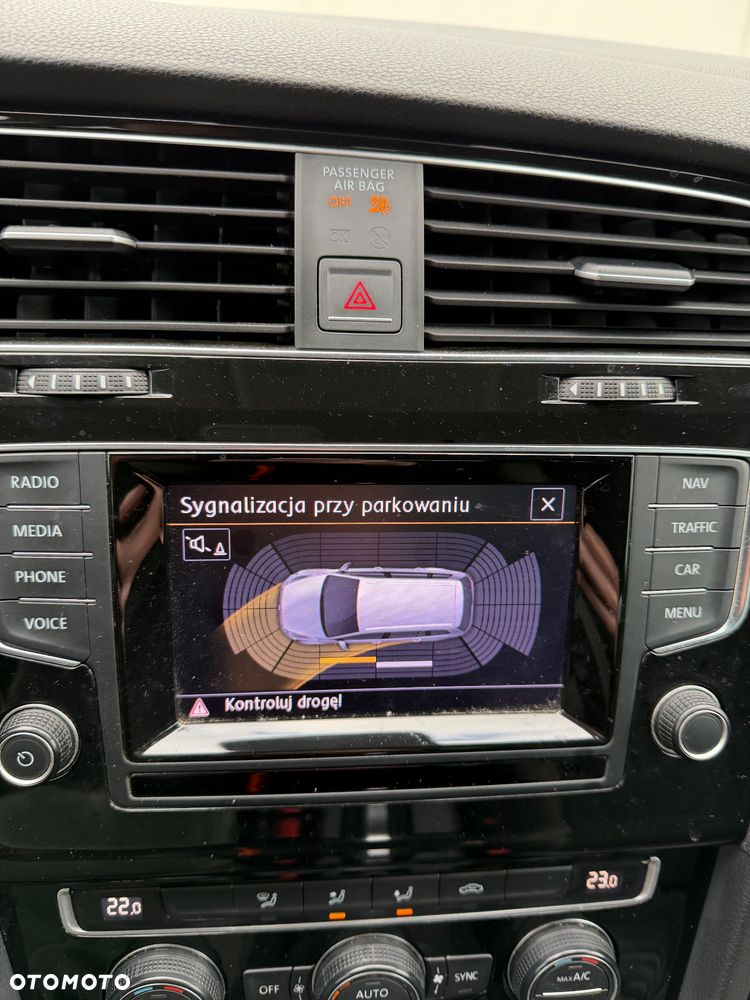 Volkswagen Golf - 18