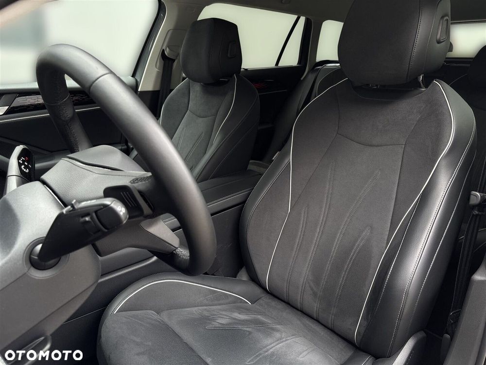 Volkswagen Passat - 34