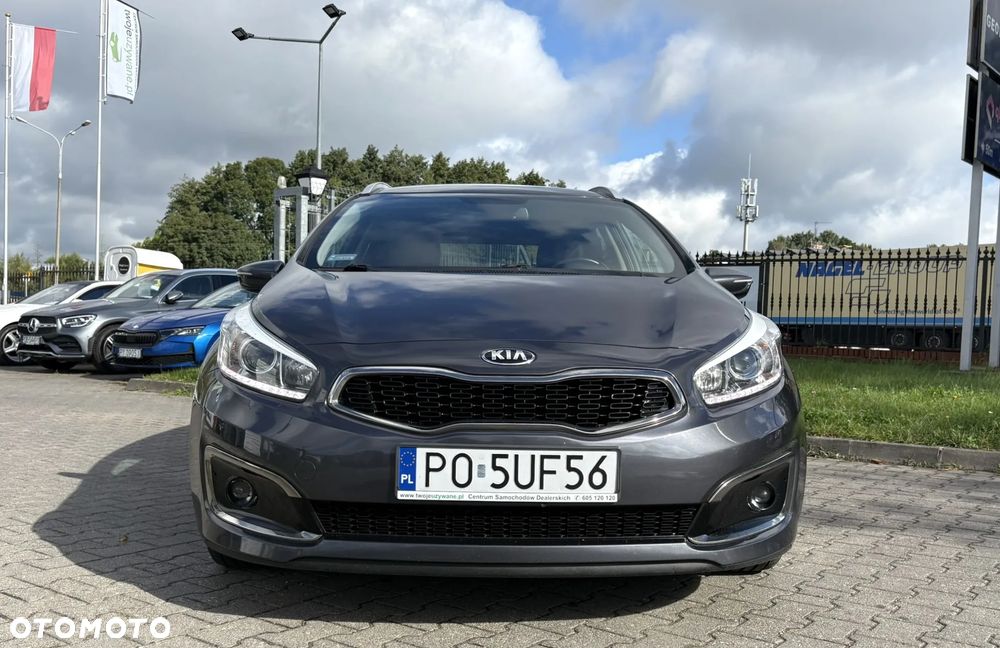 Kia Ceed 1.6 GDI L DCT - 2