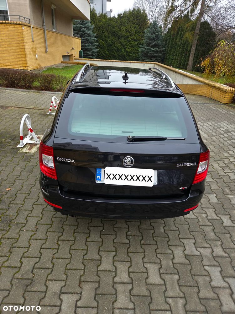 Skoda Superb 2.0 TDI 4x4 L&K DSG - 5