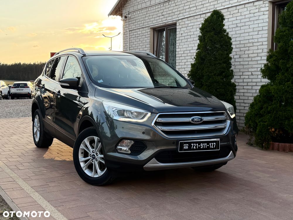 Ford Kuga 2.0 TDCi 2x4 Titanium - 1
