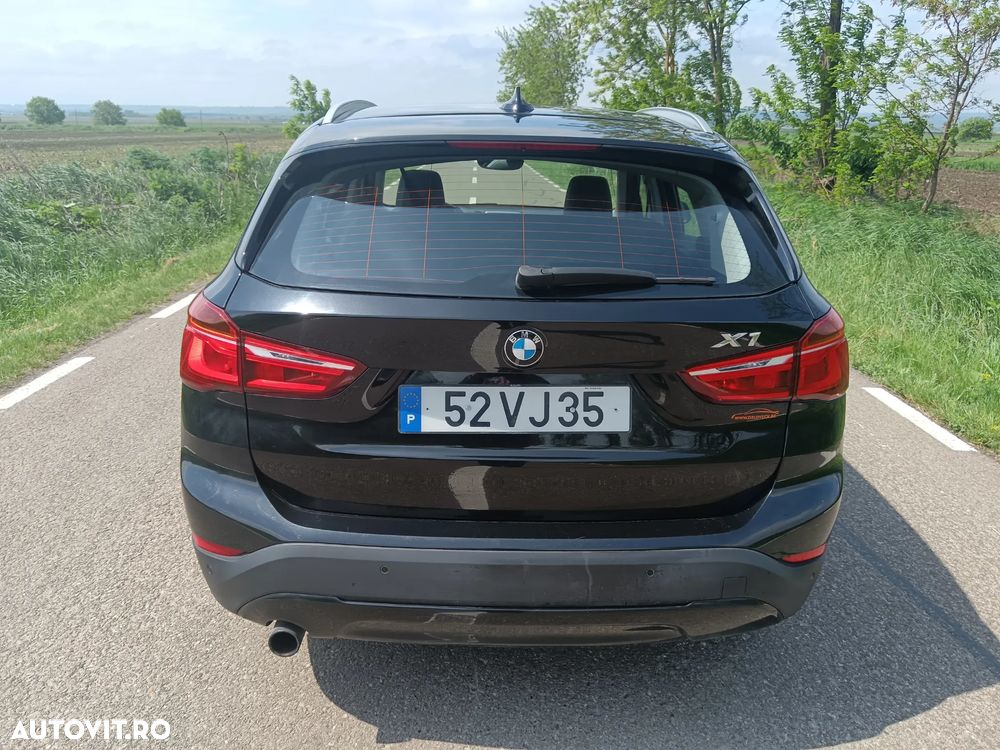BMW X1 sDrive18i xLine - 8