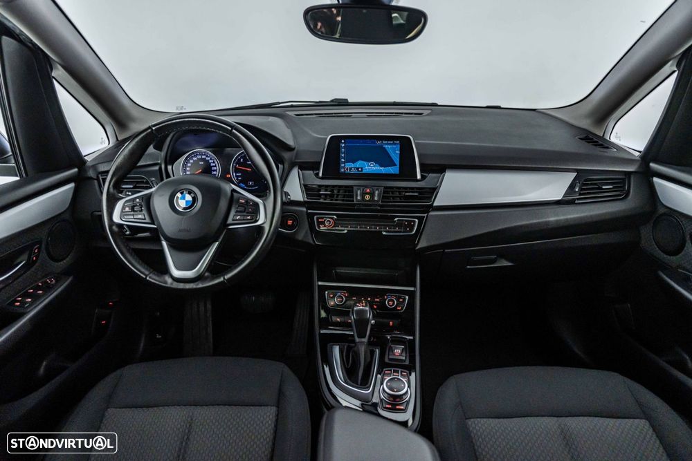 BMW 225xe Active Tourer Advantage - 21