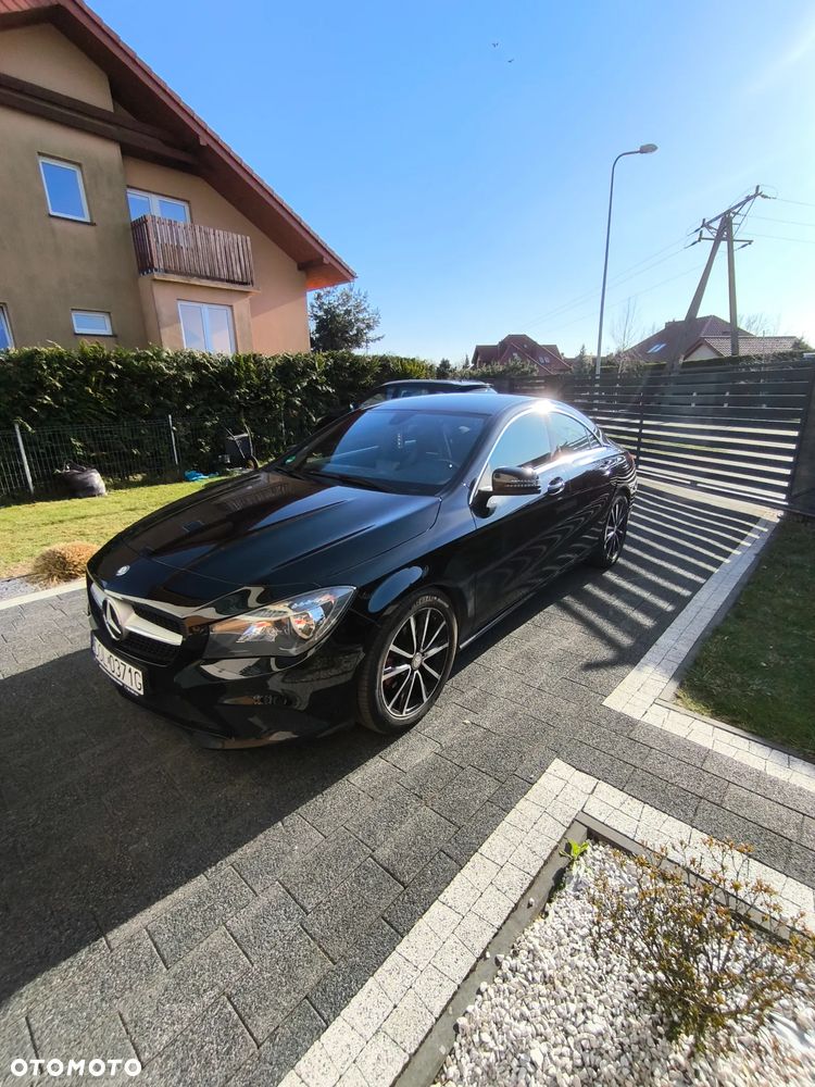 Mercedes-Benz CLA 180 - 2
