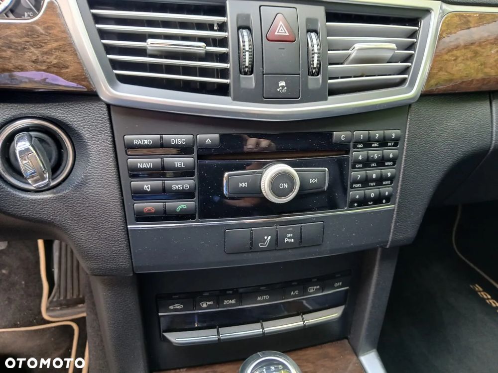 Mercedes-Benz Klasa E - 12