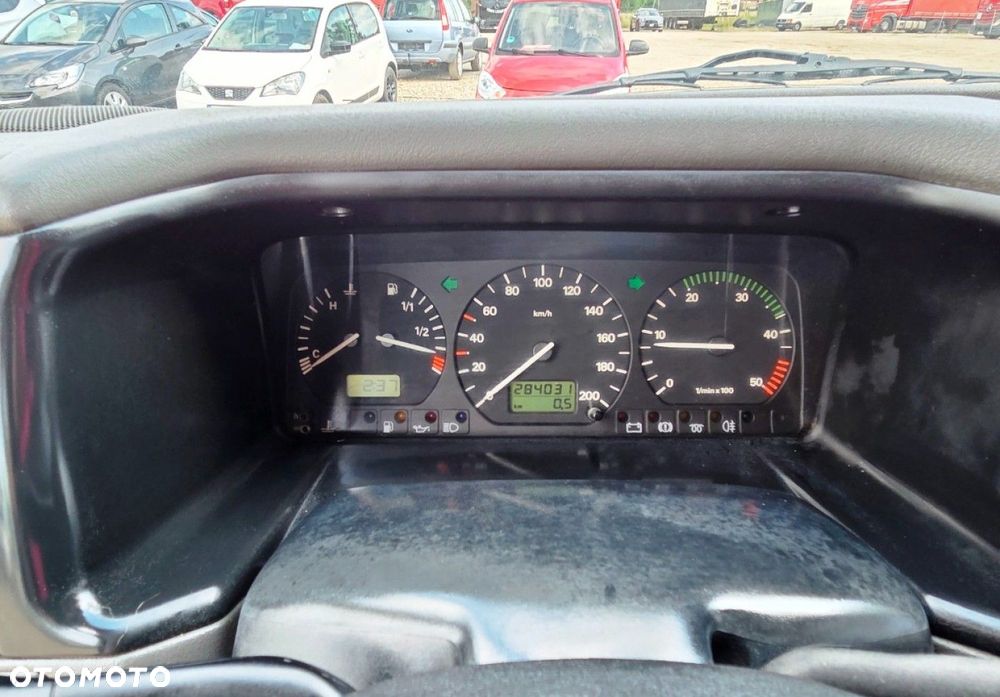 Volkswagen Transporter - 13