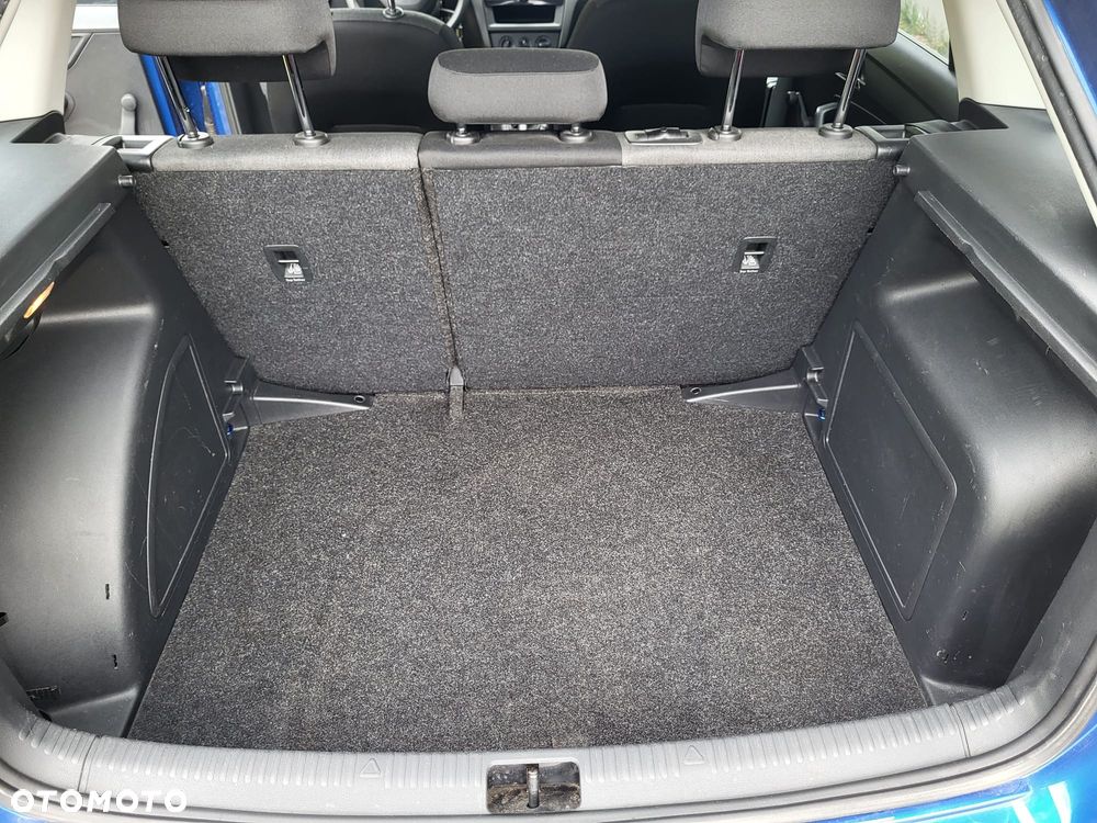 Skoda RAPID 1.2 TSI Ambition - 14
