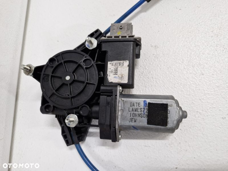 FIAT 500L PODNOŚNIK SZYBY LEWY TYŁ TYLNY 6 PIN 51957506 - 6