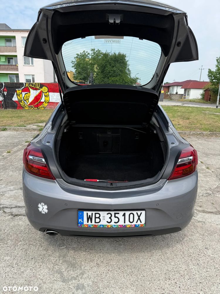 Opel Insignia 2.0 CDTI Cosmo S&S - 10