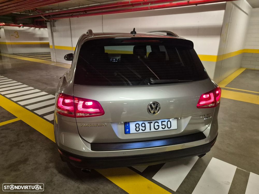 VW Touareg 3.0 TDI V6 Executive Edition - 17