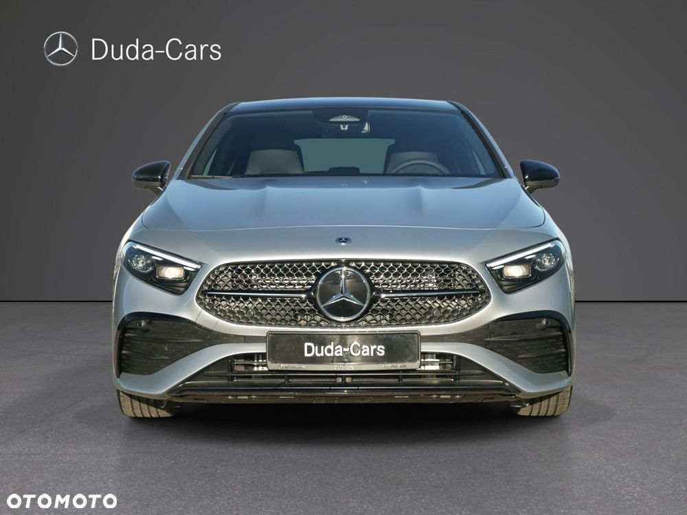 Mercedes-Benz Klasa A 220 4-Matic AMG Line 8G-DCT - 4