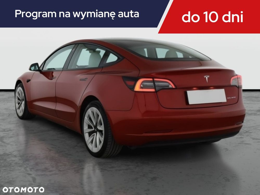 Tesla Model 3 - 6